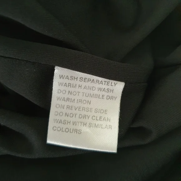 Jay Jay's Dark Floral Dress - Picture 12 of 13